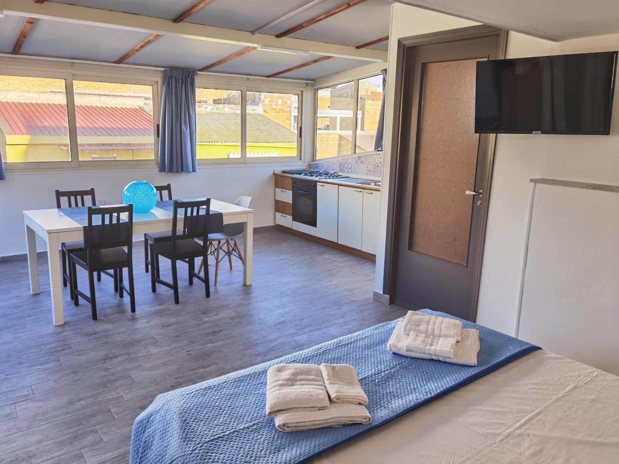 La Casa Di Ariel Apartment Порто Емпедокле Екстериор снимка
